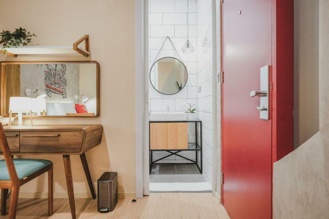Reddoorz Plus @ Thamrin Jakarta Luaran gambar