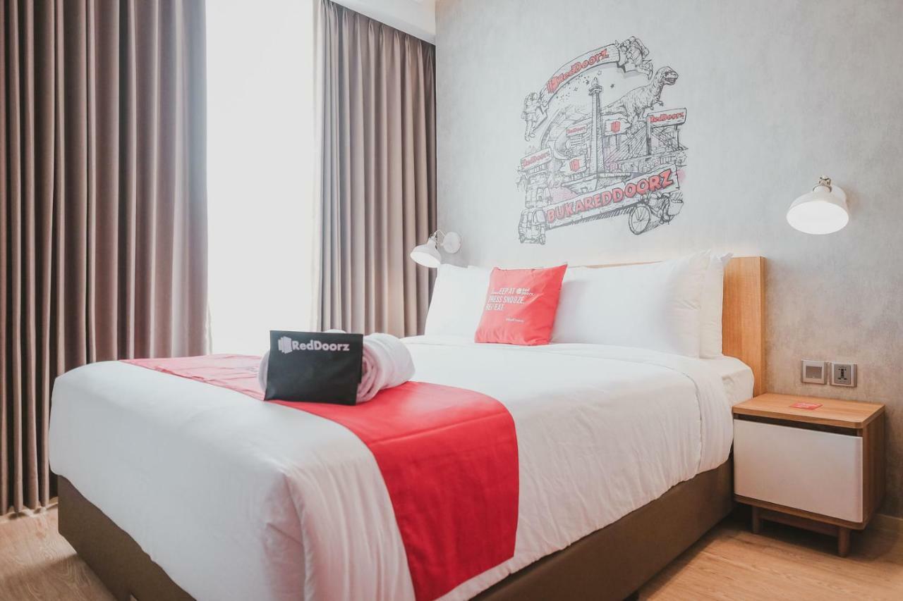 Reddoorz Plus @ Thamrin Jakarta Luaran gambar